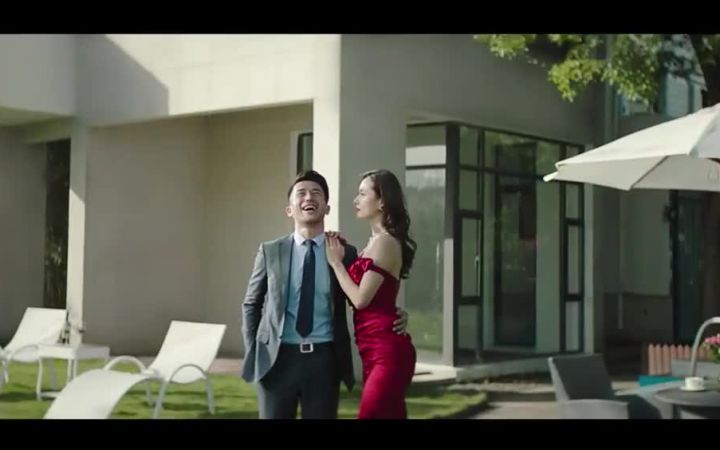 这个汽车广告,把所有汽车广告都黑了一遍截图