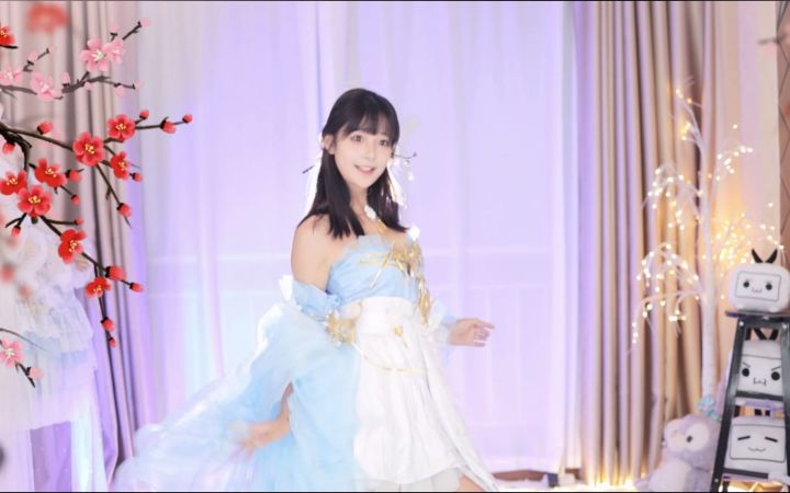 【鱼子酱】《落花情》嫦娥仙子版 直播跳舞录屏截图